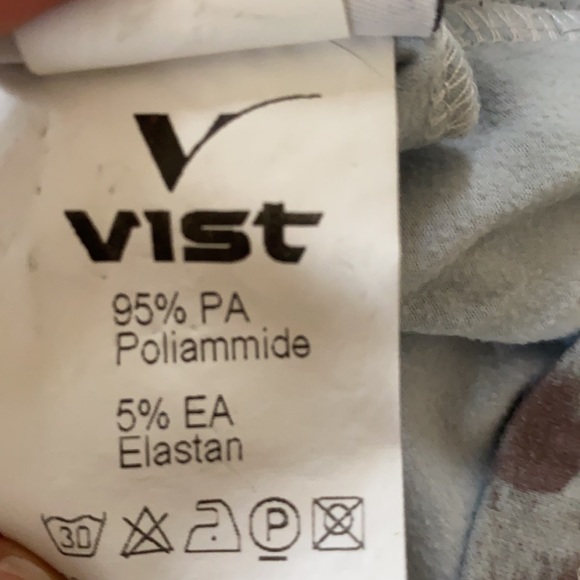 Vist Active Wear Top - Picture 6 of 6